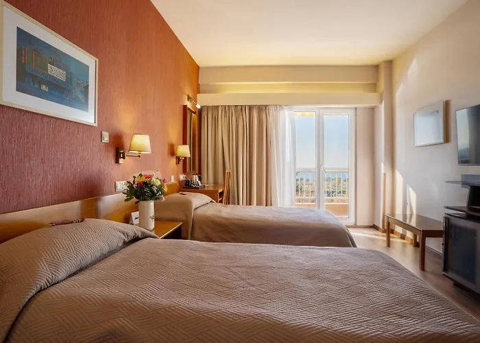 Queen Olga Hotel